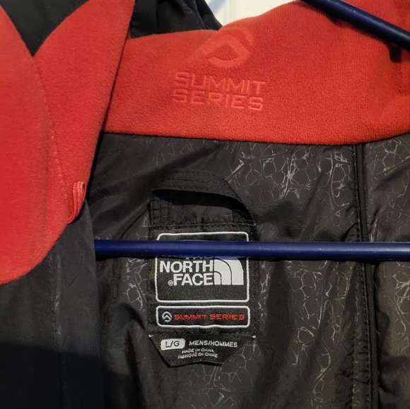 The North Face Jacket - Picture 6 of 6